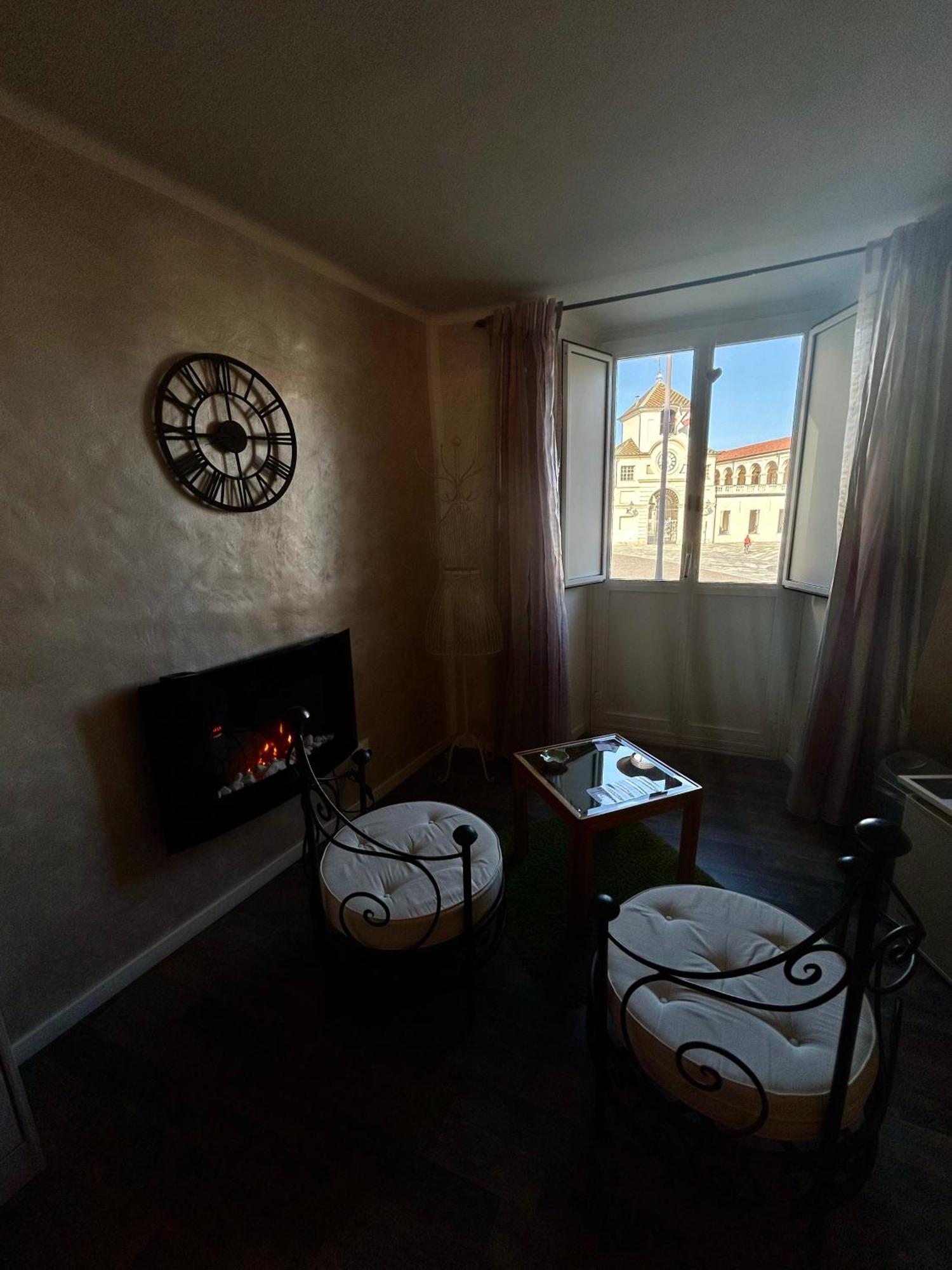 La Finestra Sulla Reggia Bed & Breakfast Venaria Reale Rom bilde
